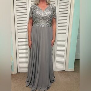 Elegant Gray Lace Evening Gown